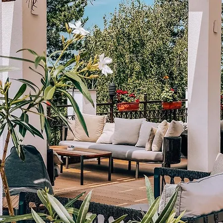 Lägenhet Garden In Santa Marina Village